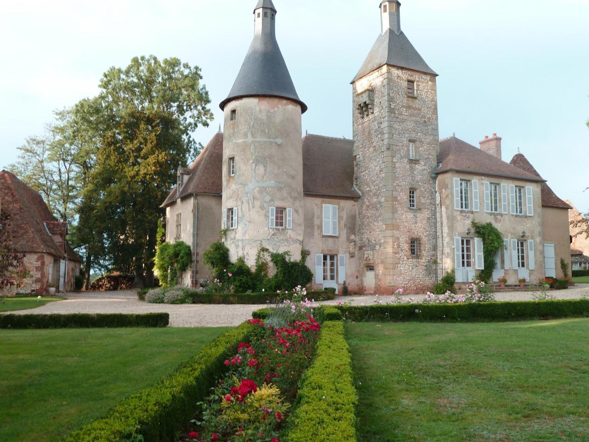 Château de Clusors Saint-Menoux Exterior foto
